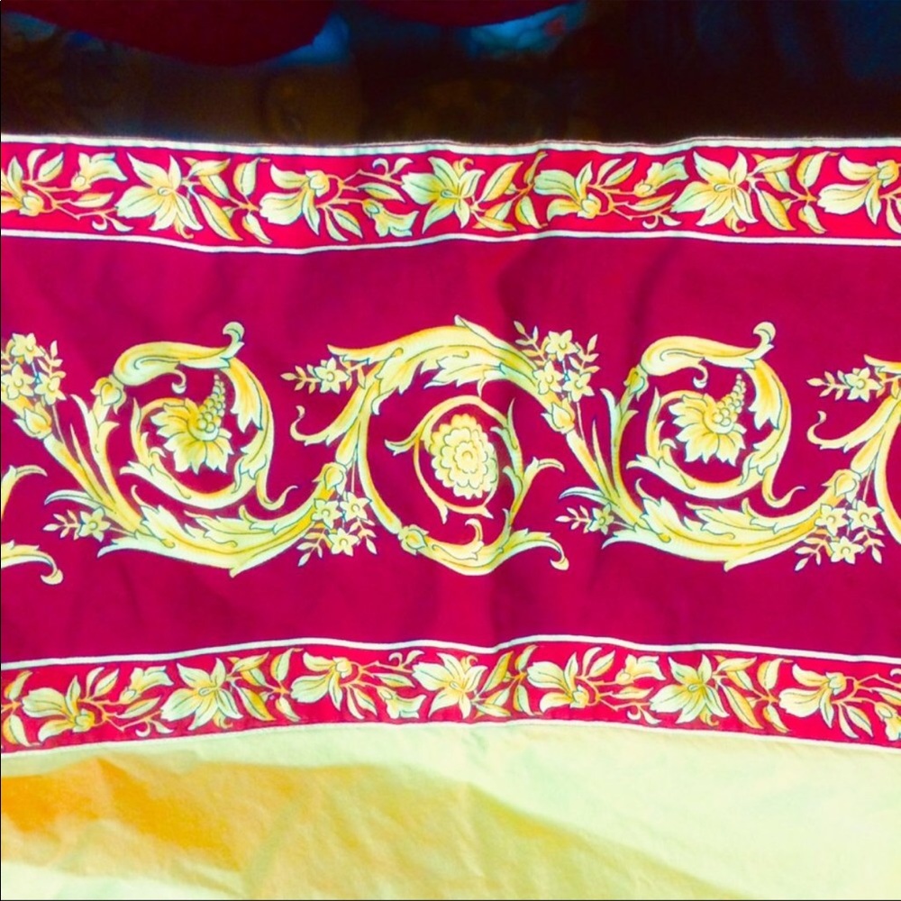 Versace Gold Baroque Top Sheet